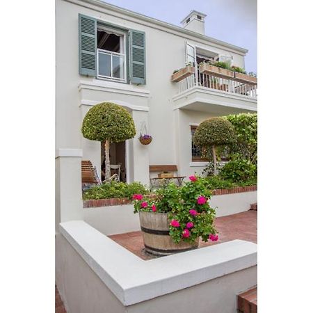 Charming Coastal Townhouse At The Majestic Villa Kalk Bay Exterior photo