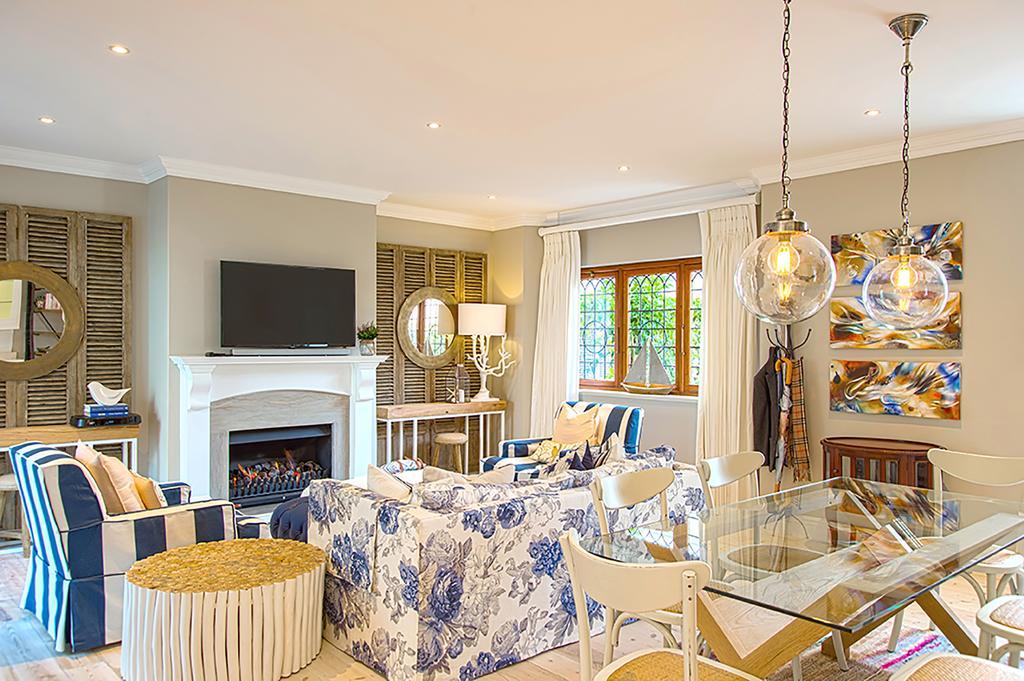 Charming Coastal Townhouse At The Majestic Villa Kalk Bay Exterior photo