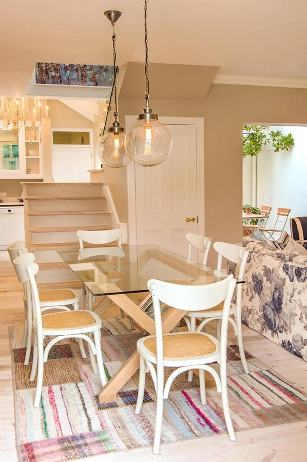 Charming Coastal Townhouse At The Majestic Villa Kalk Bay Exterior photo